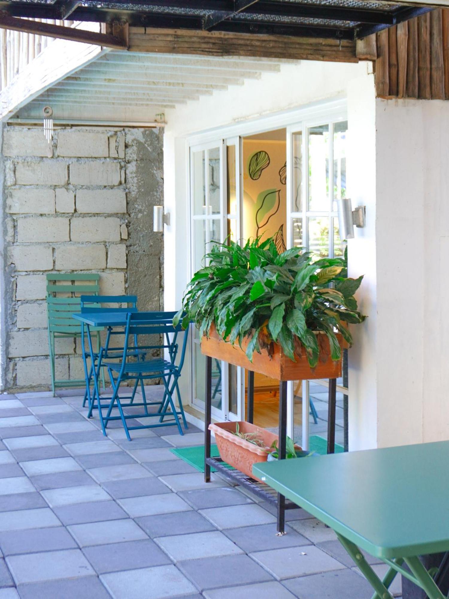 Urban Oasis Resort, Tarlac 外观 照片